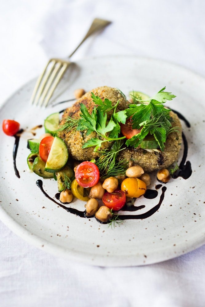 40 Mouthwatering Vegan Recipes 40 Mouthwatering Vegan Recipes | Crispy Vegan Quinoa Cakes with Tomato Chickpea Relish- a delicious, healthy flavorful vegan dinner that is gluten-free. #quinoacakes #vegan #veganquinoa #veganquinoacakes #veganquinoarecipes #quinoapatties #glutenfree