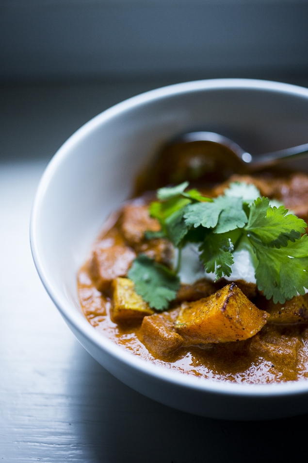 Butternut Tikka Masala Roasted Butternut Tikka Masala with fragrant Indian tomato curry sauce. Add chicken or chickpeas. Vegan, Gluten Free! | #butternut #tikkamasala | www.feastingathome.com
