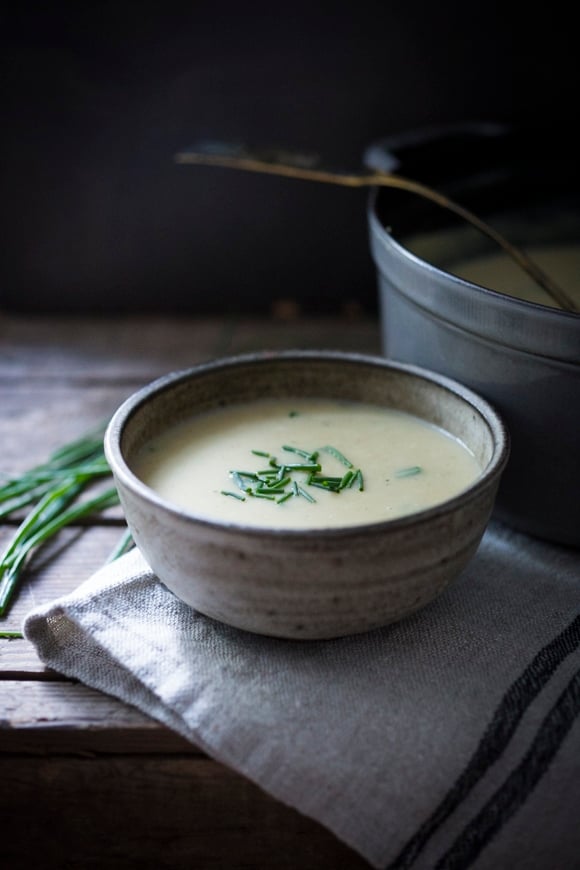 Potato Leek Soup This simple healthy recipe for Potato Leek Soup is deceiving flavorful. A nourishing, soul-satisfying meal in under 30 minutes, made with simple ingredients. Vegan adaptable. With a video!