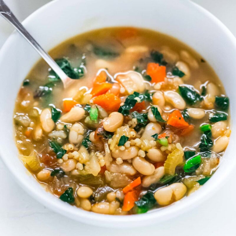 Looking for delicious Sorghum recipes? Look no further! This ancient grain is healthy and lovely in this Tuscan-style Sorghum Soup with Cannellini beans! Vegan and gluten-free.