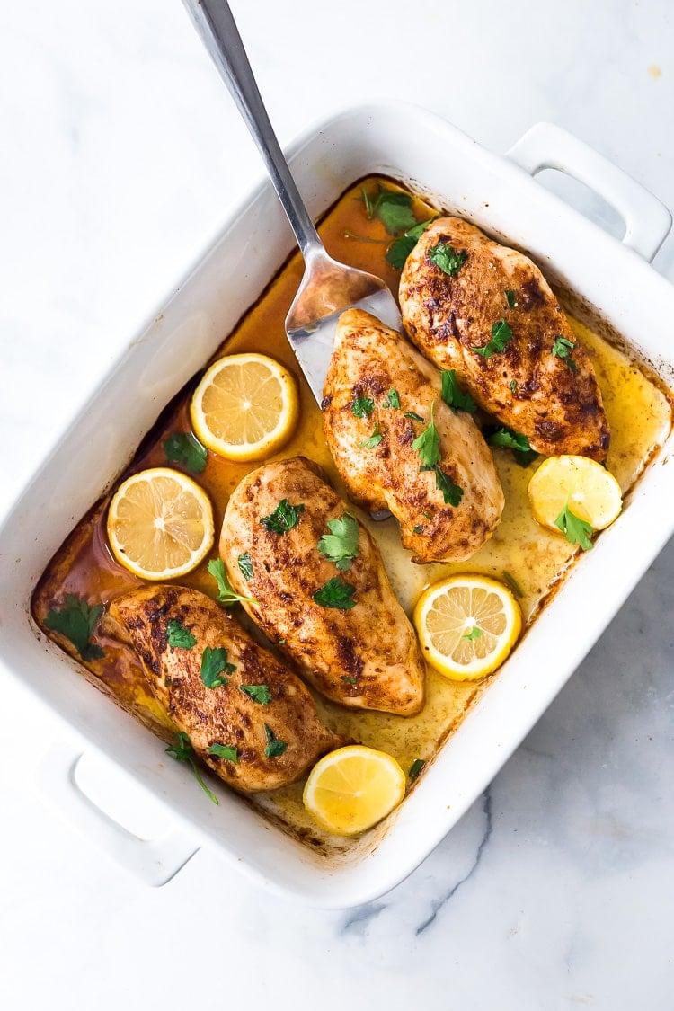 baked chicken breast Baked Chicken Breasts- a simple easy recipe for perfectly juicy and flavorful chicken breast, roasted in the oven. #chickenbreast #bakedchicken #easychicken #chickenrecipes #roastedchicken