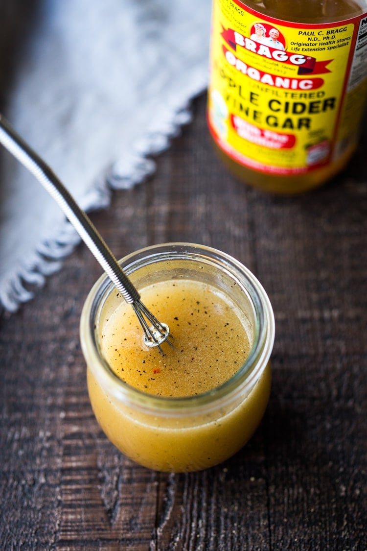 25 Immune Support Foods! A simple recipe for Raw Apple Cider Vinaigrette, an easy “Every day” salad dressing full of healthy probiotics. Make with your choice of honey or maple!