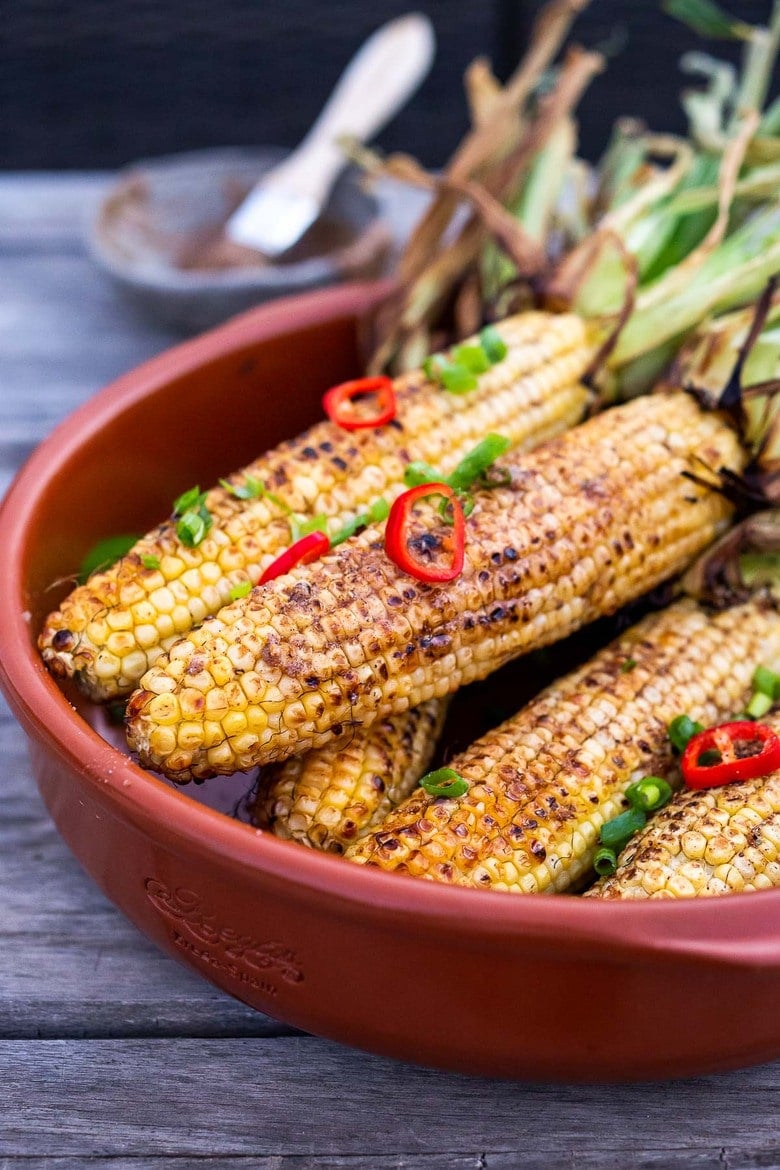 50 Grilling Recipes for summer : This Masala Street Corn hails from India and is grilled and seasoned with ghee and garam masala spice! A simple easy summer side dish to add to your next Indian feast! #grilledcorn #masalacorn #indiancorn