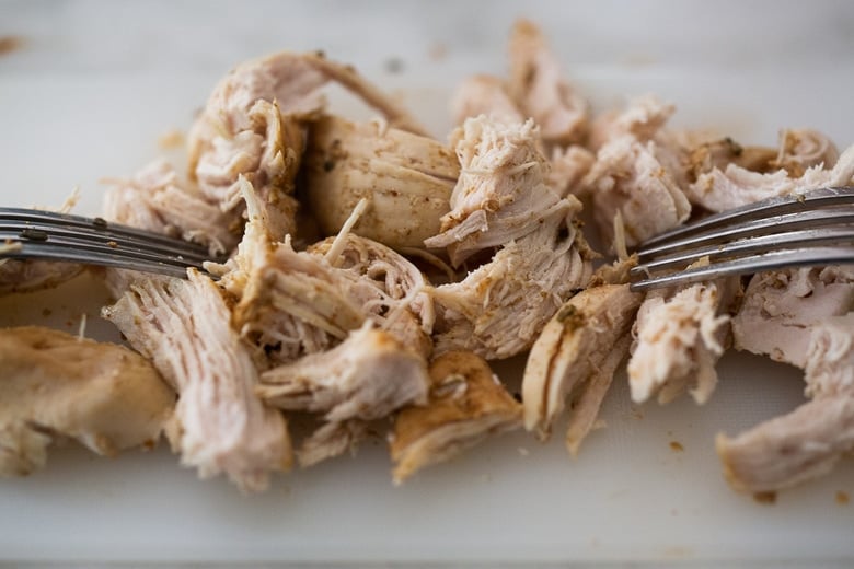 how to cook shredded chiclken in an Instant pot pressure cooker.