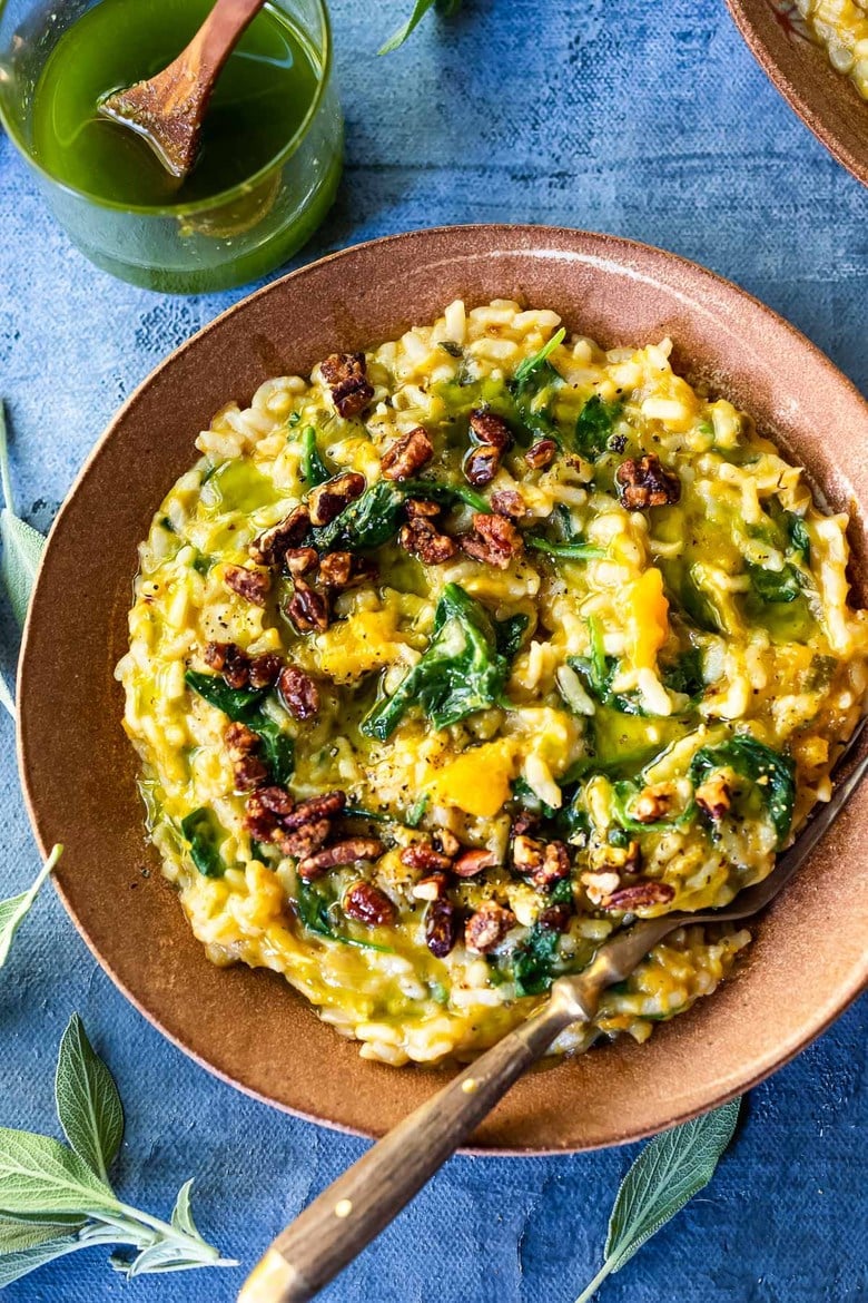 40 Mouthwatering Vegan Recipes 40 Mouthwatering Vegan Recipes| Cozy up with a comforting bowl of Butternut Squash Risotto with Leeks and Spinach made with very little fuss, in your Instant Pot (or on the stove top.) Vegan-adaptable and Gluten-free this is quickly becoming a reader favorite. Make the flavorful Leek oil out of the left-over leek tops to drizzle over your bowl of risotto.