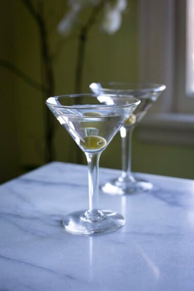 How to make a classic, Dry Gin Martini that would've made Winston Churchill proud - we skip the vermouth entirely to better feature the clean and complex characteristics of today's top-shelf gins. #ginmartini #drymartini #martini
