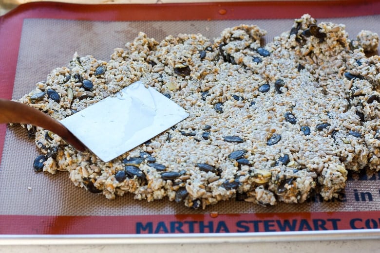 use a metal spatula 