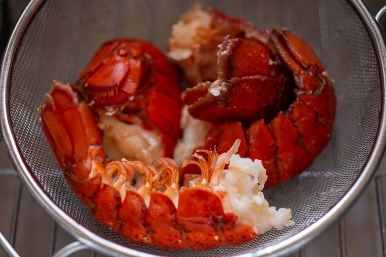 Peel the lobster tails
