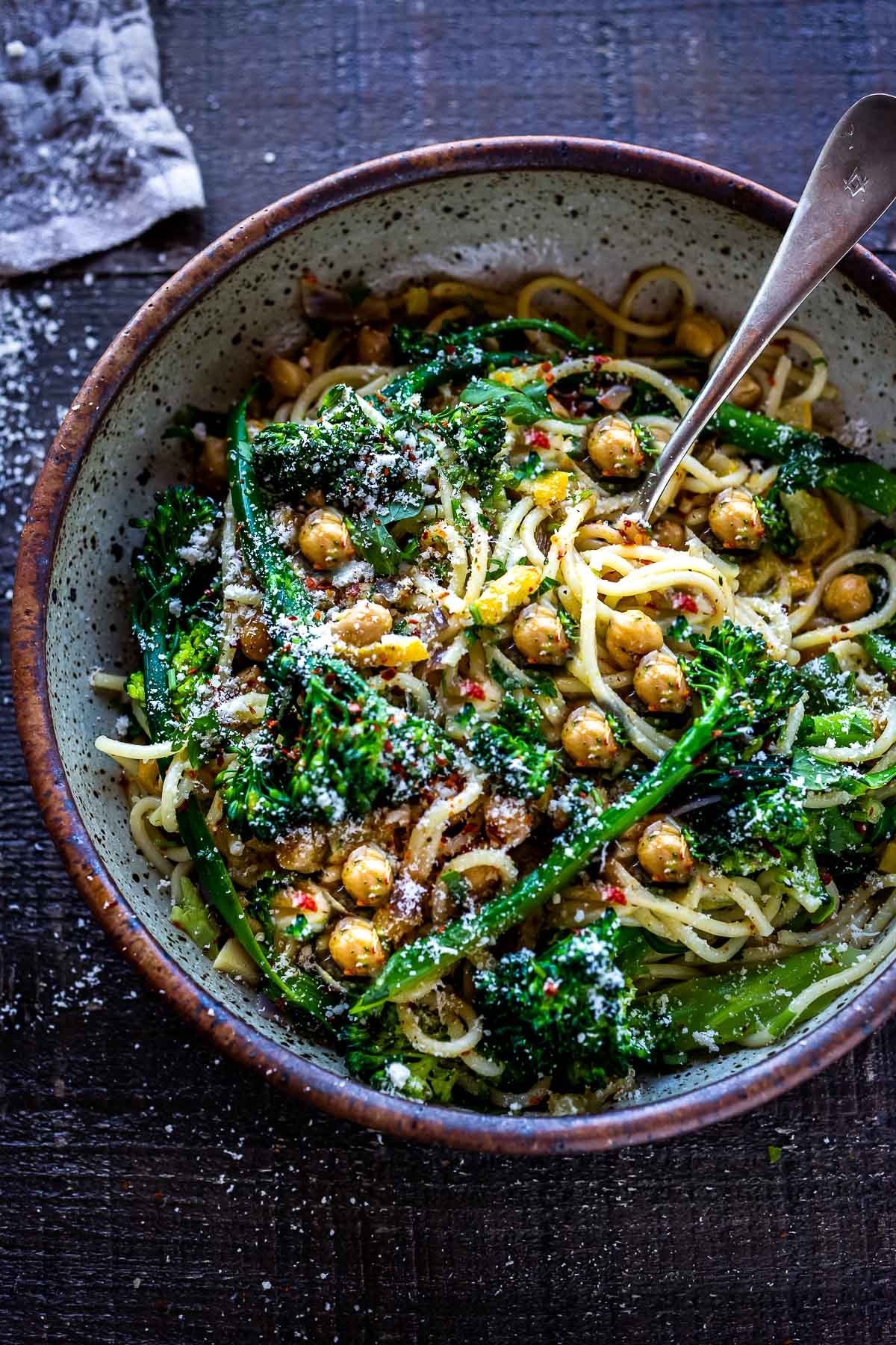 This simple Pasta with Broccolini, Preserved Lemon and Chickpeas is punchy and bright and comes together quickly and easily - on the table in under 30 minutes! A tasty healthy weeknight dinner! #spaghetti #broccolipasta #broccolini